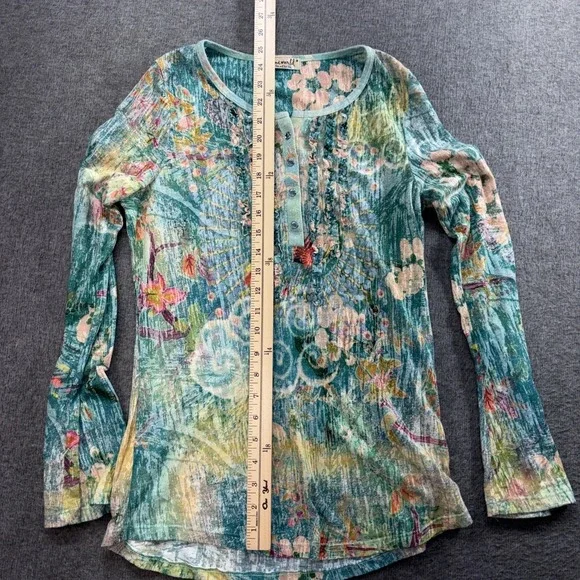 Emerald Women's Snap Top Size Medium Long Sleeve - Picture 3 of 8